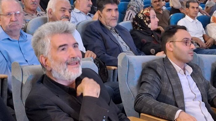 لبخند بر چهره سپیدساران؛ روایتی از یک روز شاد در جمع بازنشستگان البرز