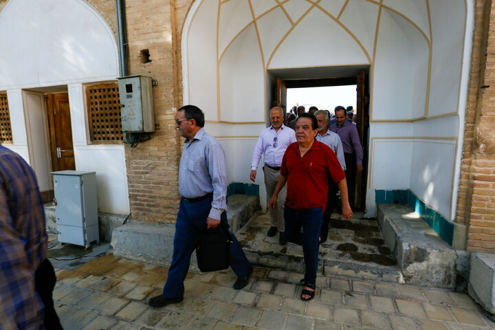 بازدید بازنشستگان شهرداری اصفهان از مجموعه تخت فولاد و شهر رویاها