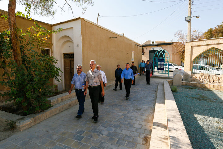 بازدید بازنشستگان شهرداری اصفهان از مجموعه تخت فولاد و شهر رویاها