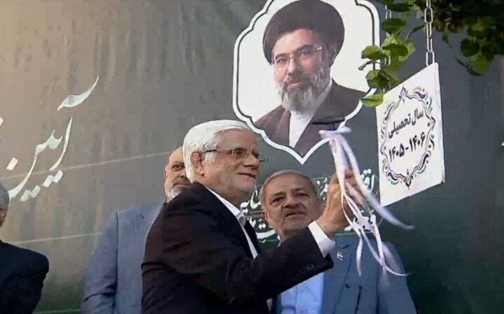 عارف پای زنگ مهر ۱۶.۵ میلیون دانشآموز | آیین بازگشایی مدارس ثبت ملی شد + تصاویر