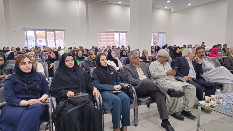 
جشن بزرگ «طلایه‌داران زندگی» به مناسبت روز جهانی سالمند در زاهدان 