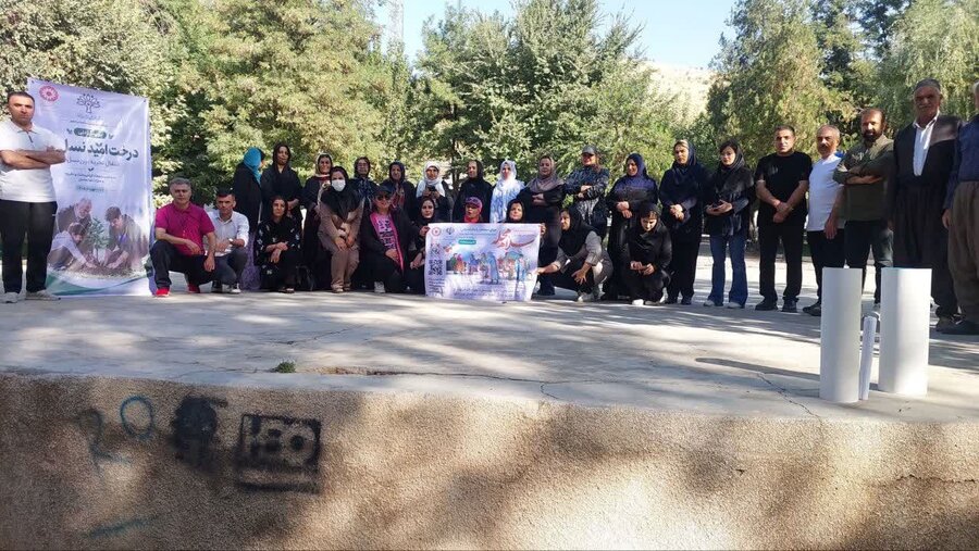 همایش ورزش صبحگاهی و پیاده‌روی سالمندان در مریوان برگزار شد