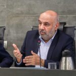 احمد میدری ایستادگی مردم در برابر جنگ اقتصادی کلیدی است