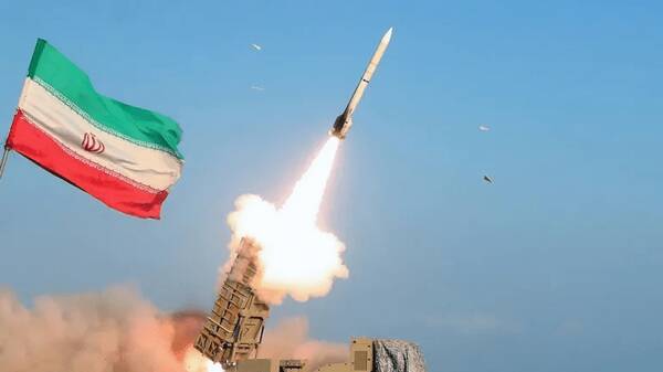 امیر صادقیان پدافند هوایی در جنگ ها به روز و هوشمند عمل کرد