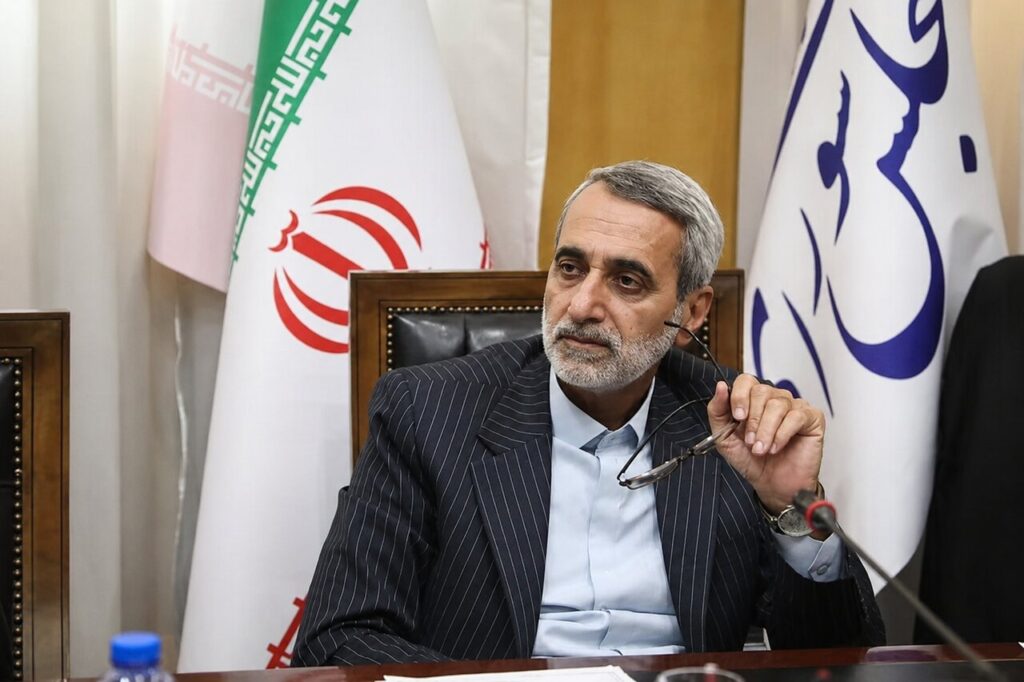 انتقاد نماینده مجلس از هزینه های بی مورد وزارت تعاون برای تغییر لوگو