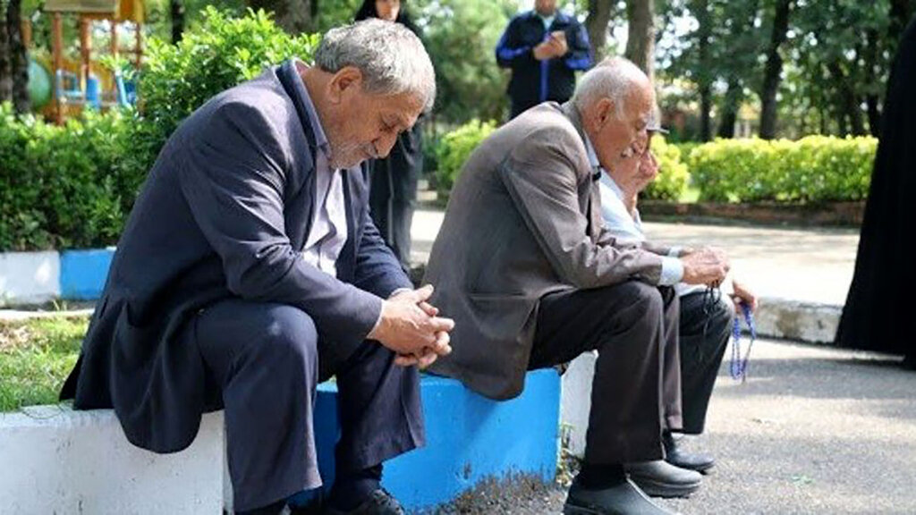 بازنشستگان تأمین اجتماعی حقوق شهریور و چشم انتظاری برای معوقات