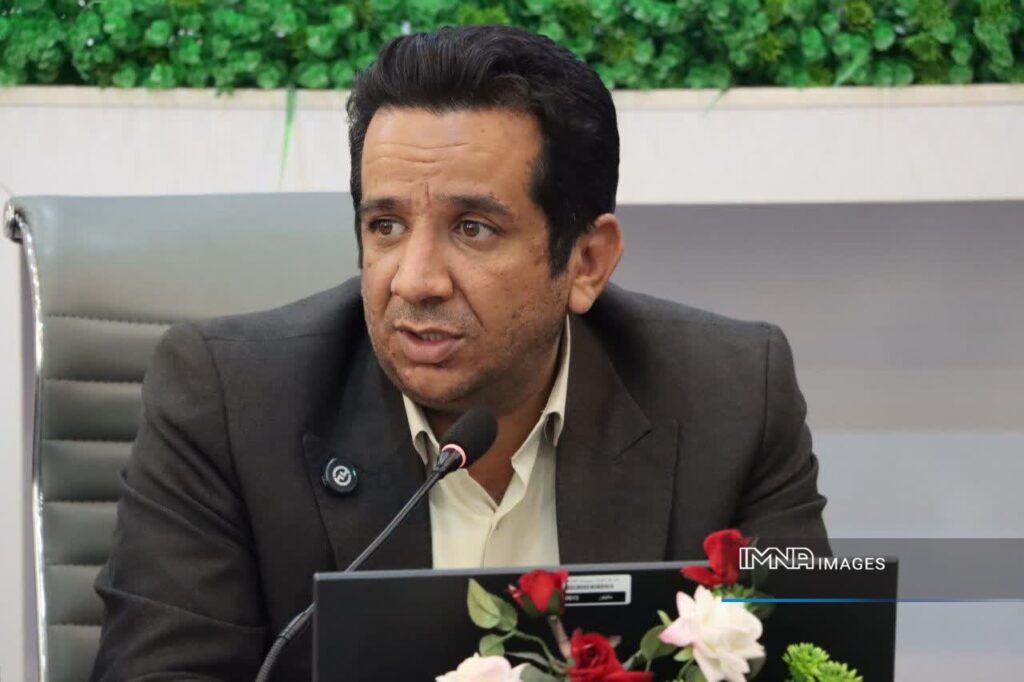 تحصیل ۷۰۰ هزار دانش آموز در کرمان وعده مدیرکل آموزش و پرورش