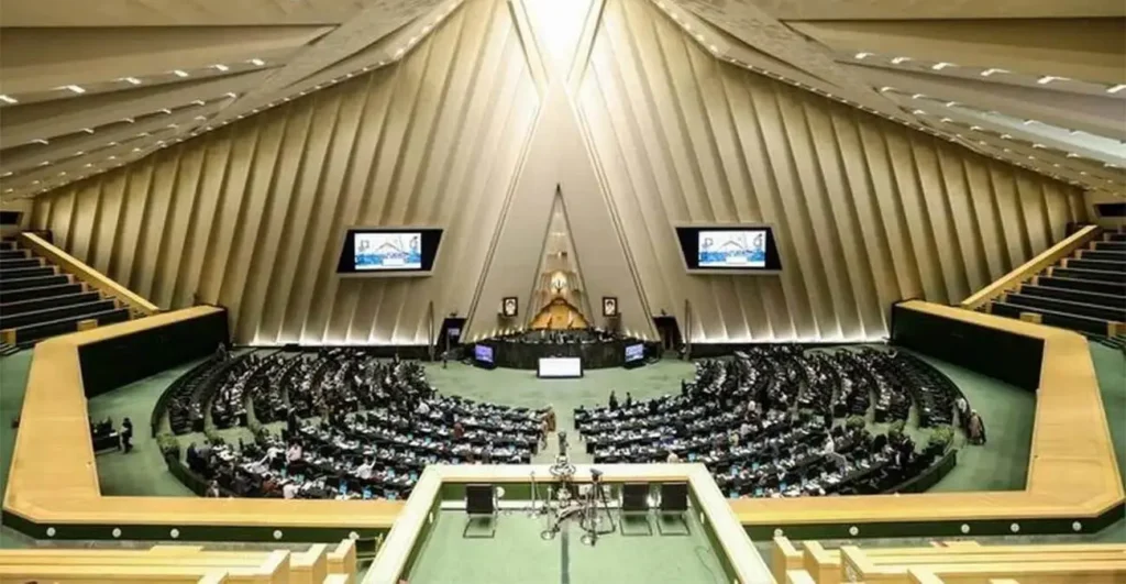 تذکرات نمایندگان به دولت از ضرورت نظارت بر آثار هنری تا مدیریت بورس