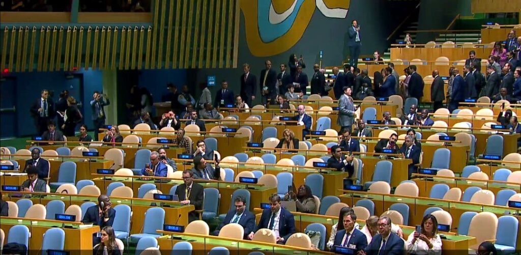 حاضران سازمان ملل در حین سخنرانی نتانیاهو سالن را ترک کردند