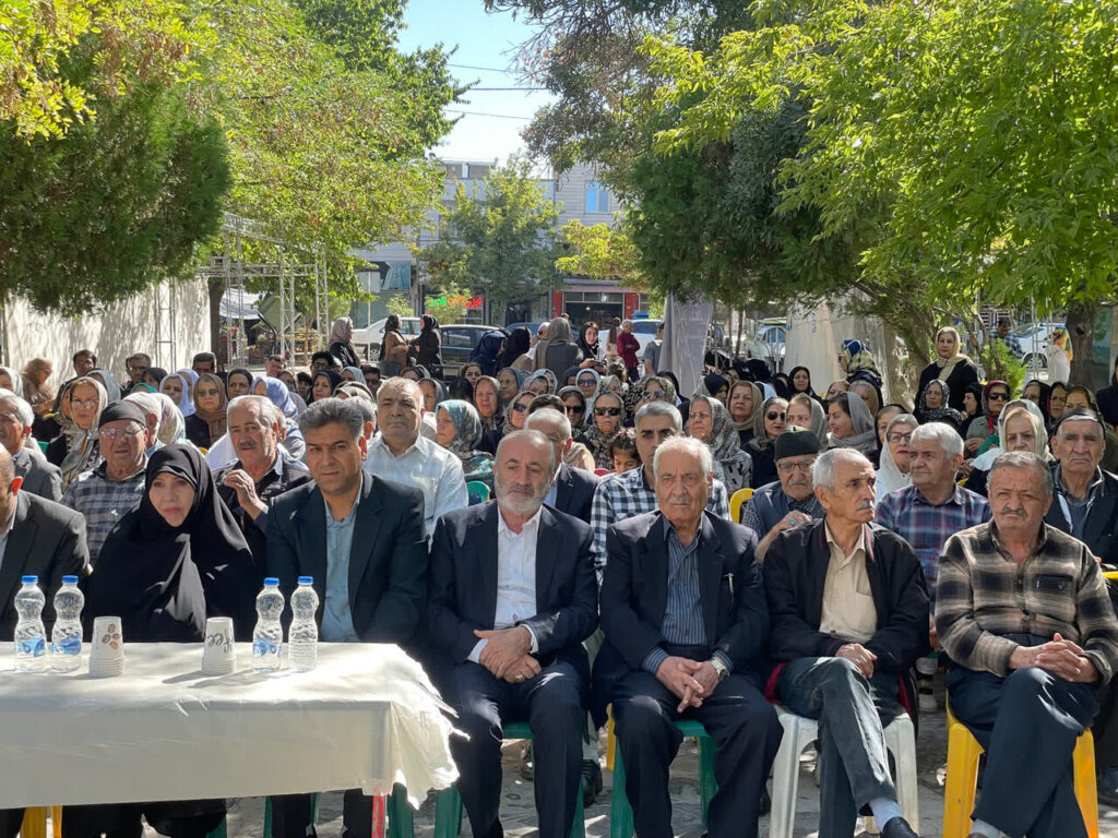 حضور ۳۵۰ سالمند در جشنواره نشاط فرزانگی قروه تداوم فعالیت های اجتماعی