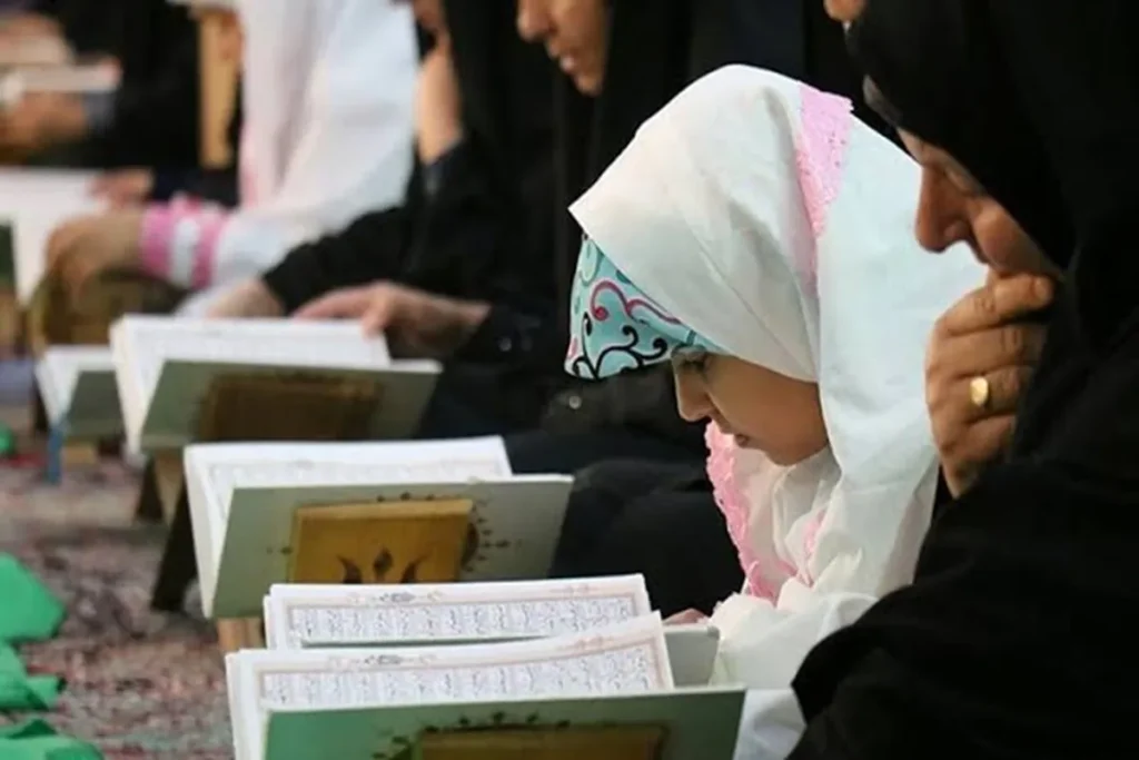 خادمان و فعالان قرآنی می توانند از بیمه تکمیلی رایگان بهره مند شوند