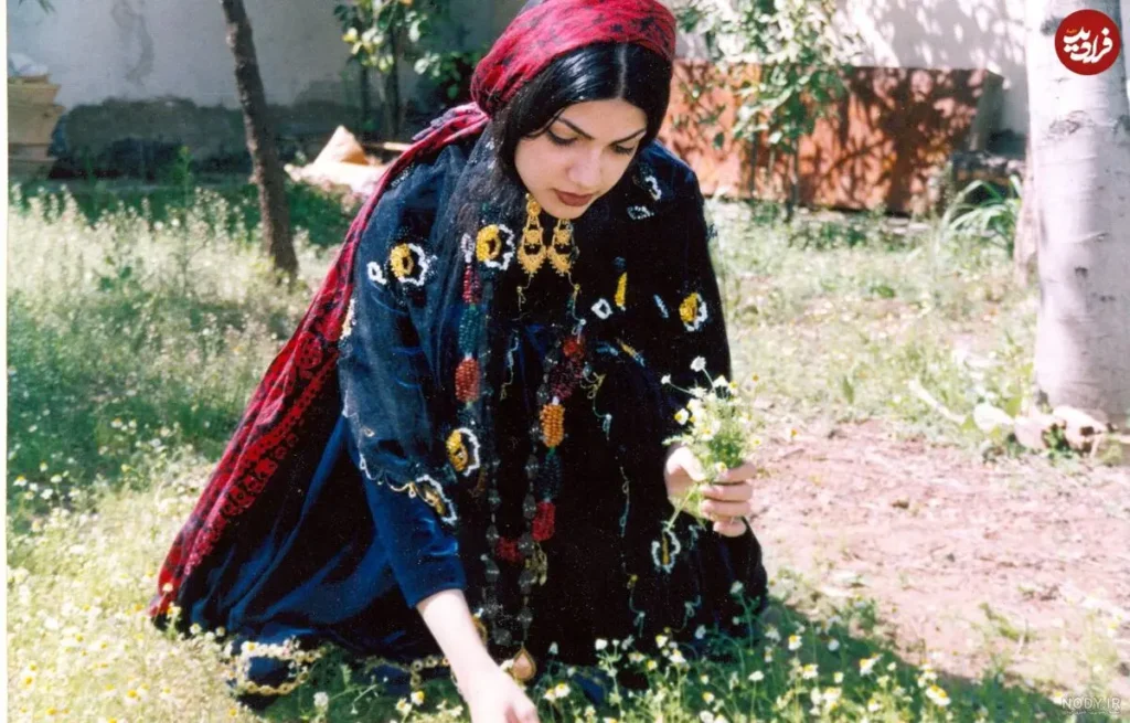 خواننده زن قشقایی در عروسی 1636798158
