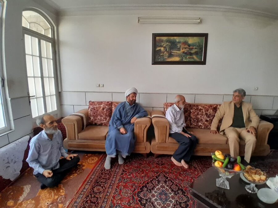 دیدار مدیرکل بهزیستی قم با پیشکسوتان در هفته تکریم سالمندان