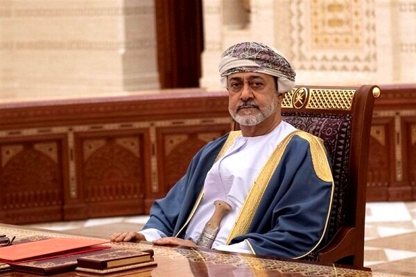 دیدار هیثم بن طارق با مشاور امنیت ملی امارات در عمان