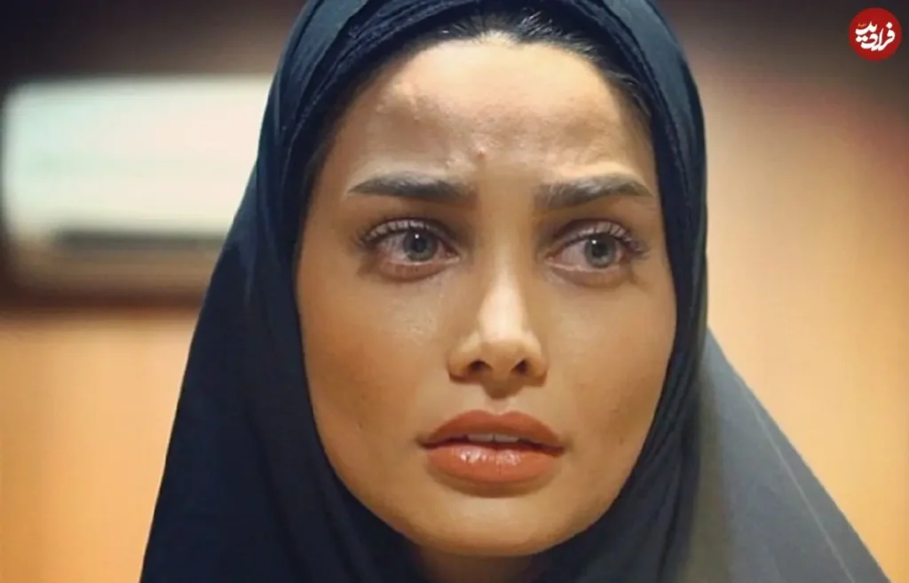 سلفی جالب تینا آخوندتبار در جنگل سفر به اواخر دهه ۸۰