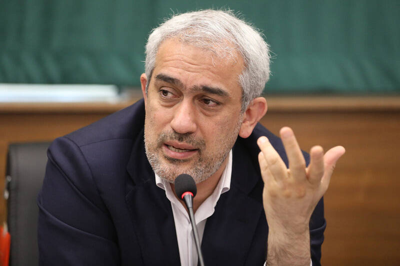 سهام عدالت به اشخاص واگذار نمی شود توقف تصمیم گیری
