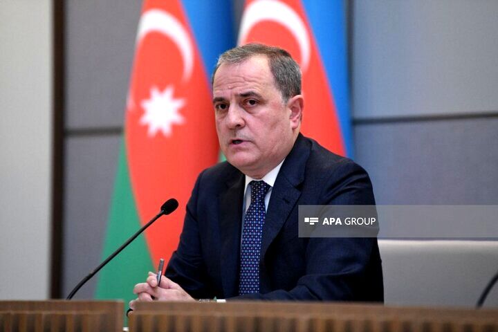 عراقچی و وزیر خارجه آذربایجان در حاشیه مجمع عمومی سازمان ملل دیدار کردند