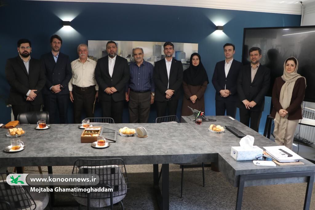 معاون کانون پرورش فکری مربیان عاشق سرمایه واقعی کانون هستند