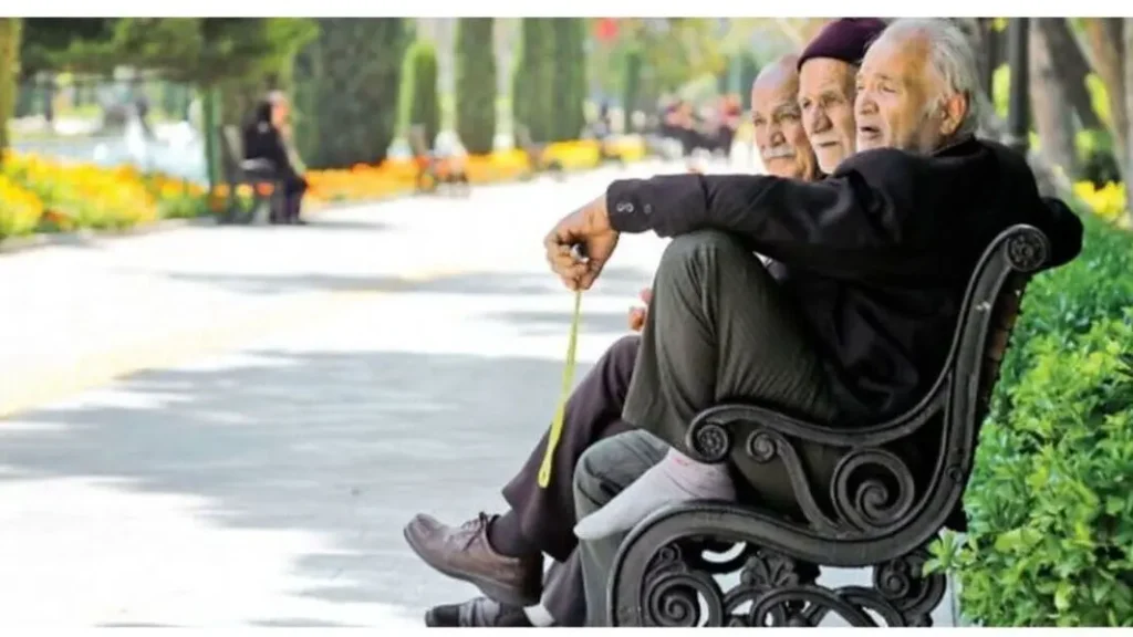 معوقات اردیبهشت بازنشستگان در مهر یا آبان ۱۴۰۵ واریز می شود