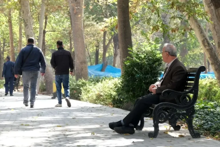 معوقات حقوق بازنشستگان تامین اجتماعی خواسته ای جدی و فوری