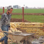 مهاجرت به مازندران کارگران با شغل دوم و سوم در جست وجوی معیشت