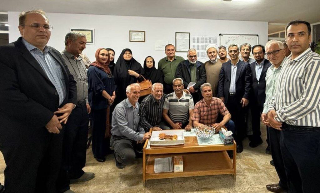 نشست محمدی با بازنشستگان برق پیگیری حقوق معوقه و بهبود شرایط معیشتی