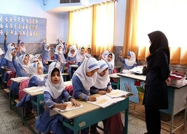 واریز کمک هزینه بازگشایی مدارس برای فرهنگیان در سال ۱۴۰۵ قطعی شد