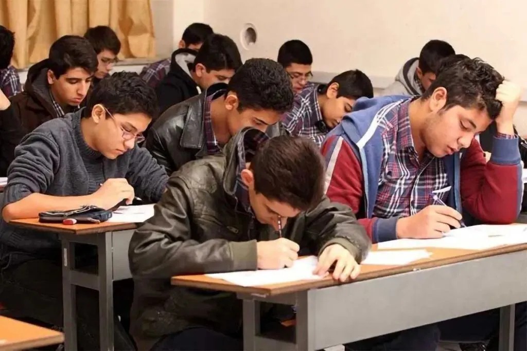 واریز ۲ میلیون تومان به حساب دانش آموزان بازمانده از تحصیل