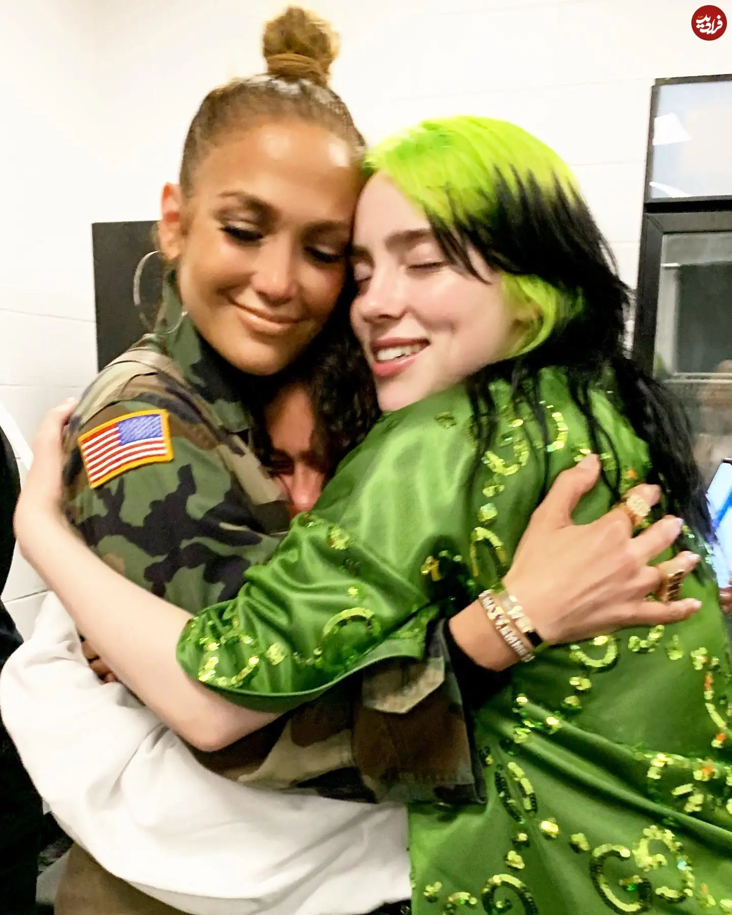 jlo_1583811989_2261501338815162802_305701719