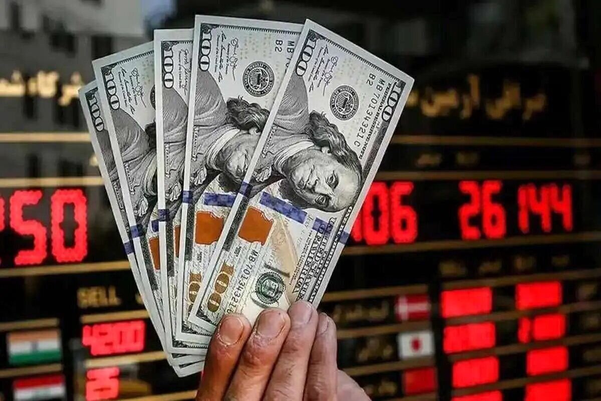  سلطانی: در شرایط فعلی ریسک خرید طلا کمتر از دلار است