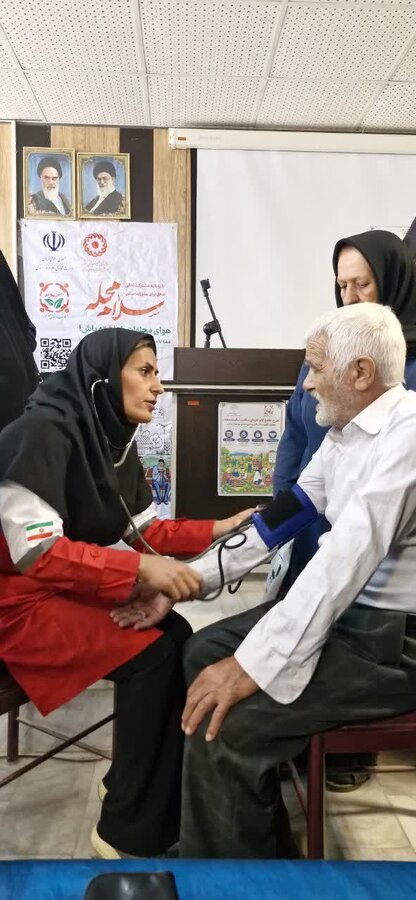 آغاز اجرای طرح «گام نقرهای؛ سلامت سالمند محله» در نهاوند