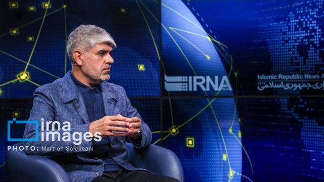 آمریکا در پی ایجاد شکاف در انسجام ملی ایران است