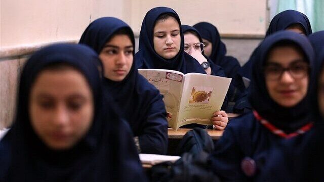 آموزش وپرورش ادعای معدل بالای ۱۷ در مدارس غیردولتی را تکذیب کرد