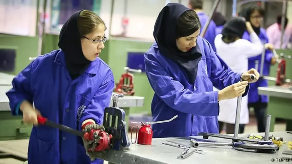 آینده تأمین اجتماعی در خطر بخشودگی ۱۰۰ درصدی جرایم کارفرمایان