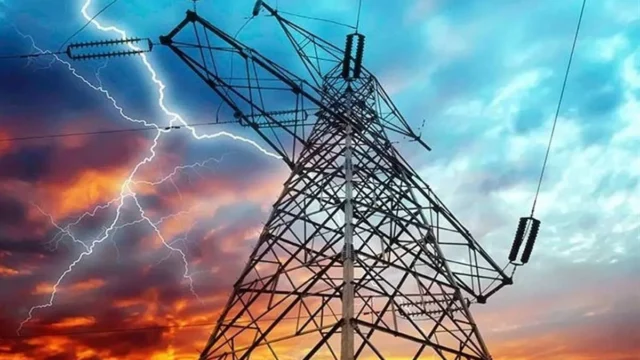 اختلال در تأمین برق کیش جزئیات قطعی و تلاش برای رفع آن