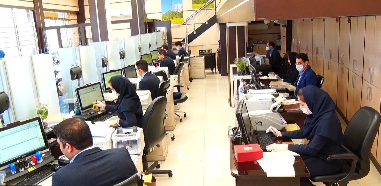 افزایش حقوق کارکنان دولت آیا منابع مالی کافی وجود دارد