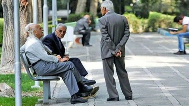 امکان خرید اعتباری بازنشستگان بانک رفاه از بیستم هرماه آغاز شد