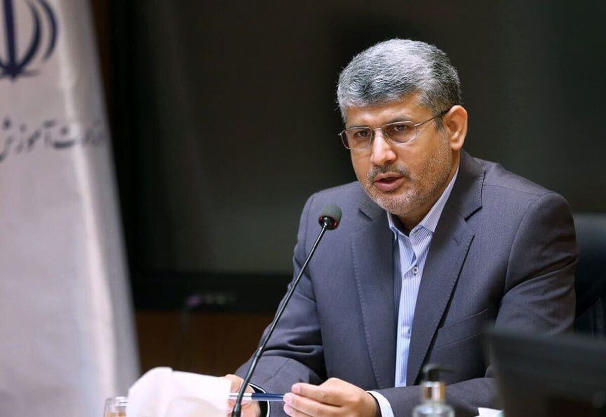 بازنشستگان می توانند در مدارس غیردولتی تدریس کنند