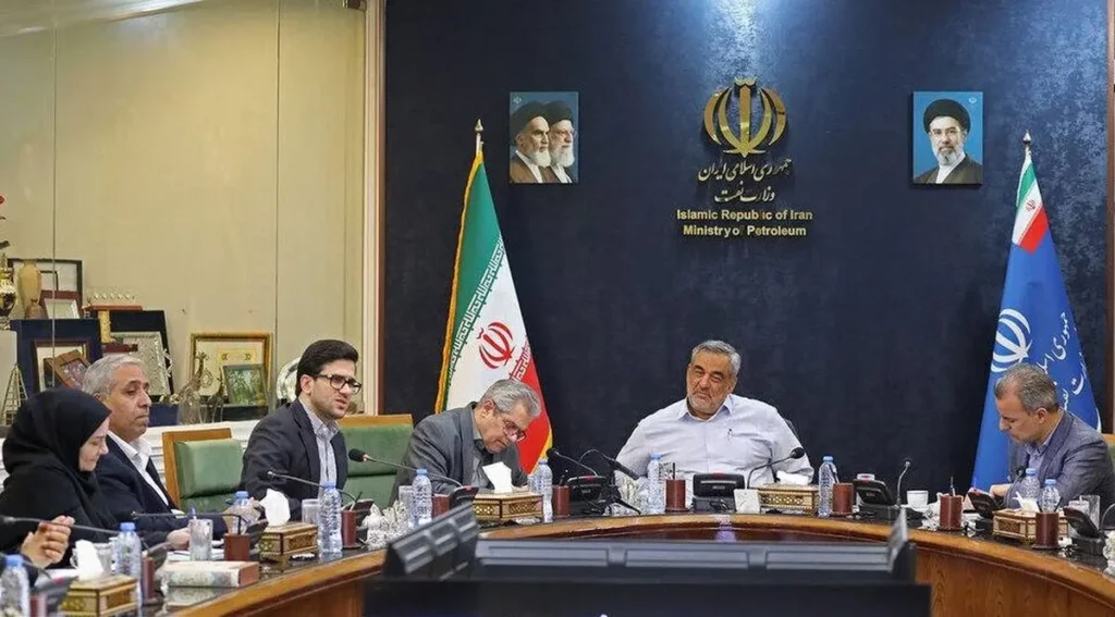 بررسی بازسازی تأسیسات آسیب دیده پارس جنوبی در وزارت نفت