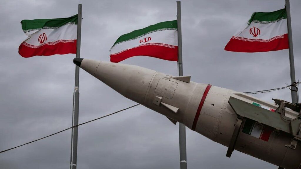 تأکید ایران بر بازدارندگی تهدیدات آمریکا و افزایش تولید تسلیحات
