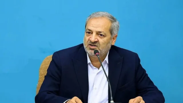 تأکید وزیر بر تدوین برنامه عملیاتی برای تحقق محورهای پیام رهبر انقلاب در آغاز سال تحصیلی