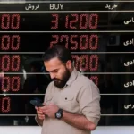 ثبات قیمت دلار و افت نرخ طلا و سکه در یکشنبه ۱۸ مهر