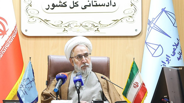 ثبت ۴ هزار گزارش جدید از وطن فروشان در سامانه مردمی