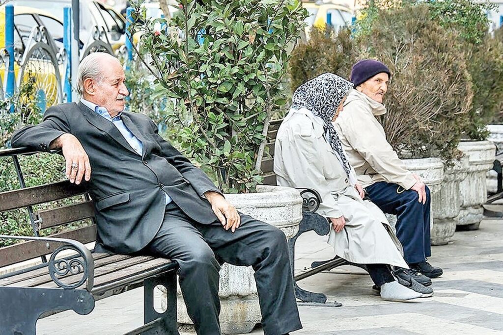 جزئیات وام ۲۰۰ میلیونی سفر برای بازنشستگان نیروهای مسلح