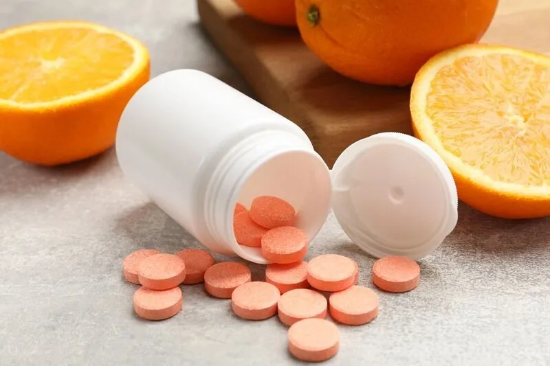 خطر افزایش سنگ کلیه با مصرف بی رویه این مکمل