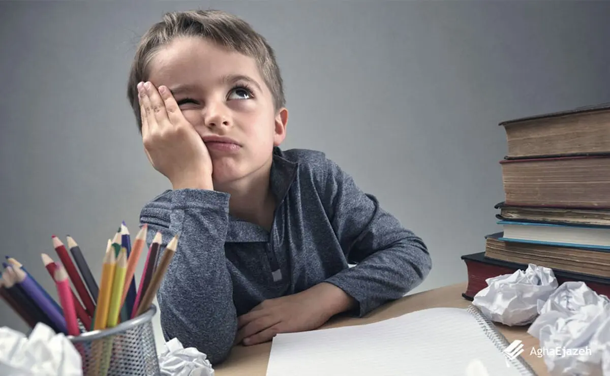در تکالیف مدرسه بچه ها همراهی کنیم یا دخالت