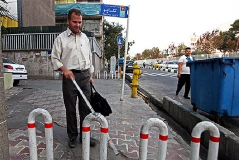 دشواری های تردد معلولان در معابر یزد