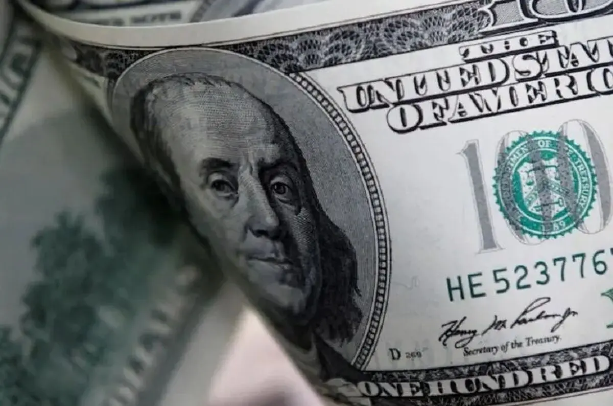 دلار آزاد به قیمت ۲۶۹ هزار تومان در بازار امروز