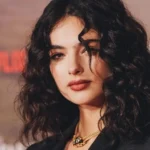دوا کسل در ۷ سالگی تصویری نادر از کنار مادرش مونیکا بلوچی