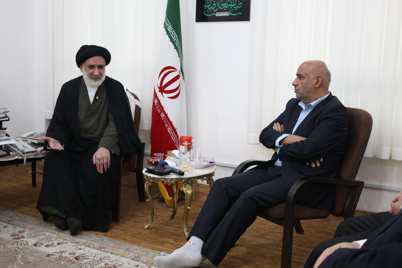 رفع مشکلات معیشتی بازنشستگان دغدغه اصلی نماینده ولی فقیه